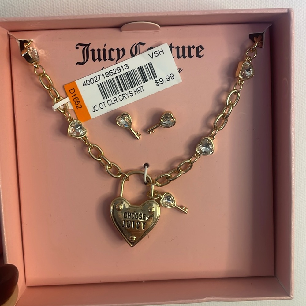 NWT Juicy Couture heart locket gold necklace and studs